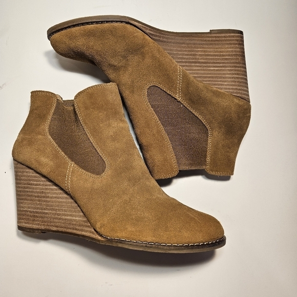 Lucky Brand Shoes - Lucky Brand Sz 10 Yamka 3.5" Wedge Ankle Chelsea Boot Stretch Sides Light Brown